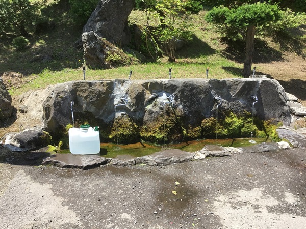 2019年7月8日に。八雲飲料の湧き水を汲みに行った日