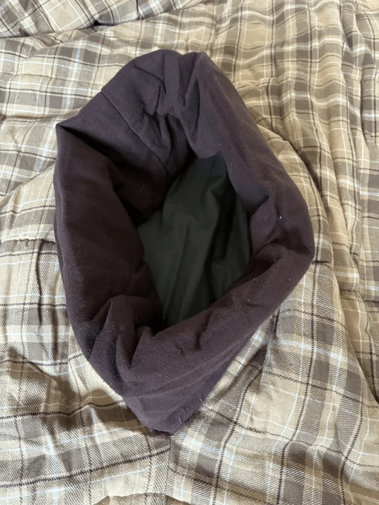 KODIAK CANVAS Z Top Sleeping Bag 20° Reg 枕付近　頭から被る箇所