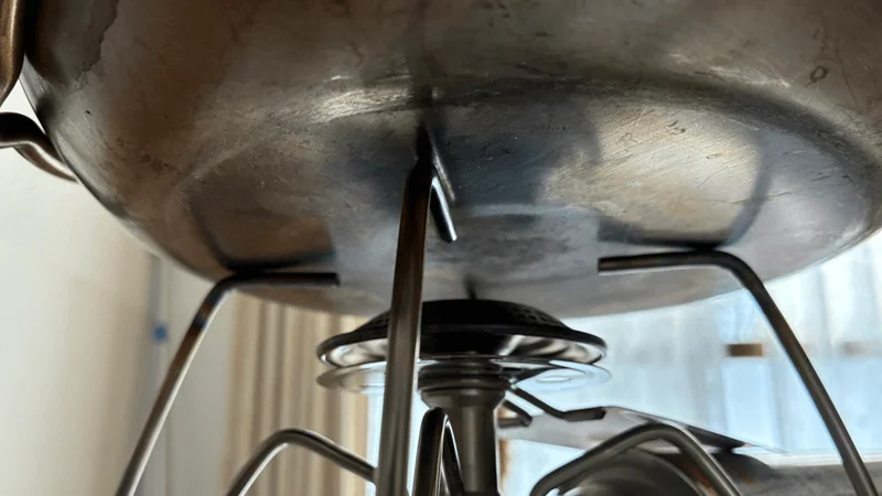 鍋底からの画像