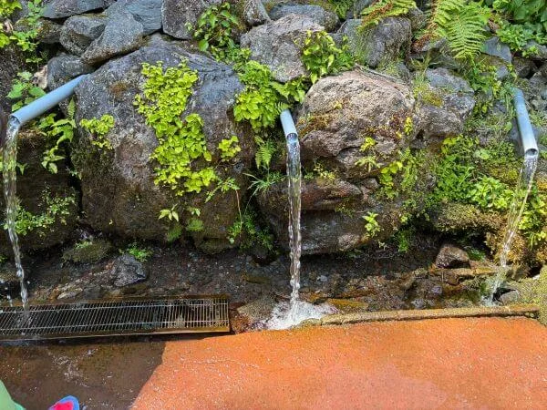 京極ふきだし公園取水口