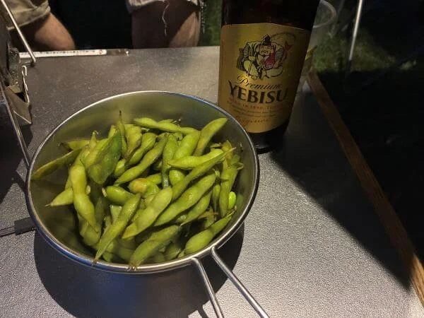 焼肉前のビールと前菜の枝豆