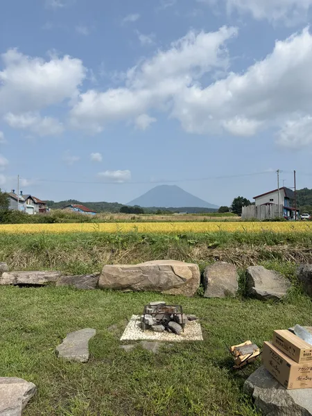 ニセコキャンプ場黄金
羊蹄山が見える直火炉があるサイト